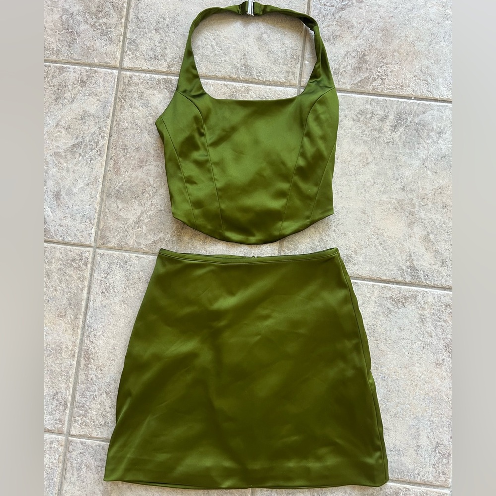 Aritzia Wilfred Skirt Set